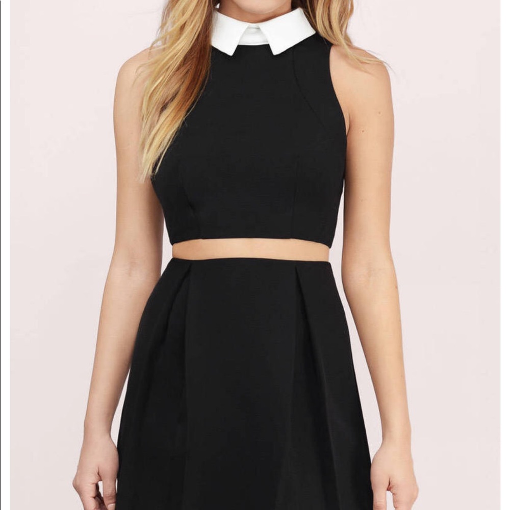 🆕Tobi Mckaylee Collared Cut Out Dress